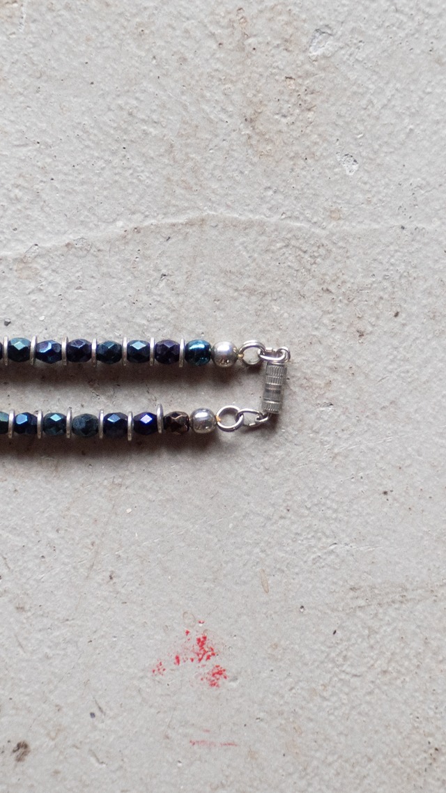 unknown 1980s Faceted glass beads necklace