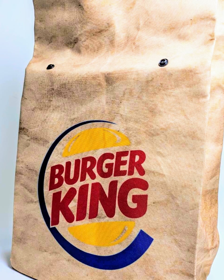 再入荷!【 BURGERKING ( バーガーキング )】 Backpack(バックパック) / リュック / 紙袋風 〚アメリカン雑貨 アメトイ〛