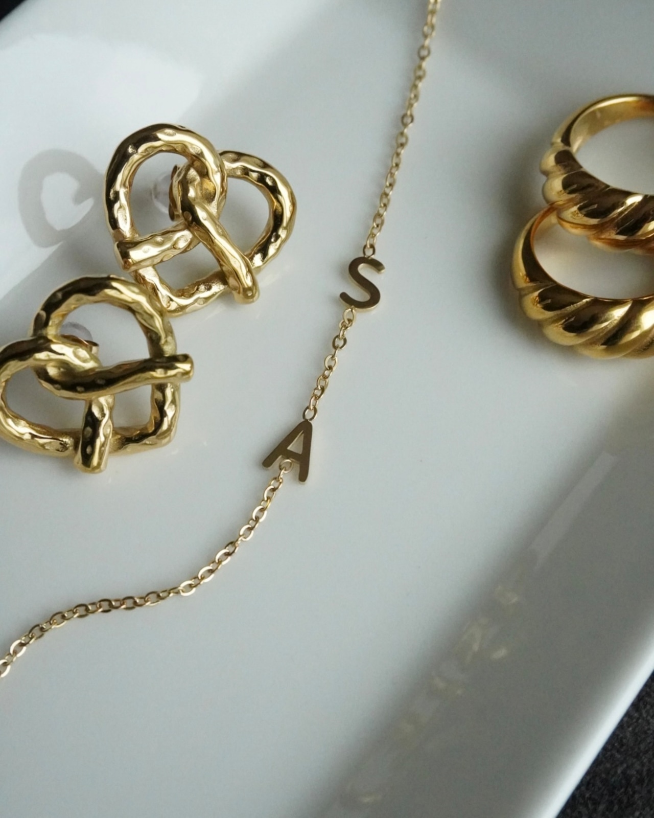 Pretzel Pierce