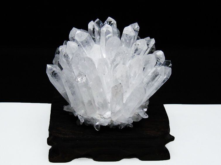 水晶 クラスター 原石 置物 台座付属 一点物 182-7235 | 天然石 