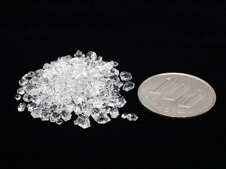 天然ダイヤモンド0.153ct立爪バーベル片耳用 ソーティング付 SUS316L