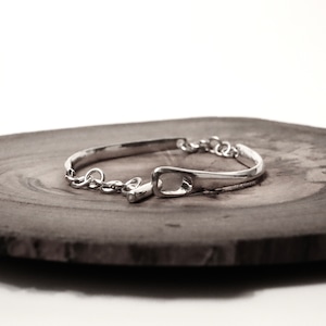 stylish chain bracelet