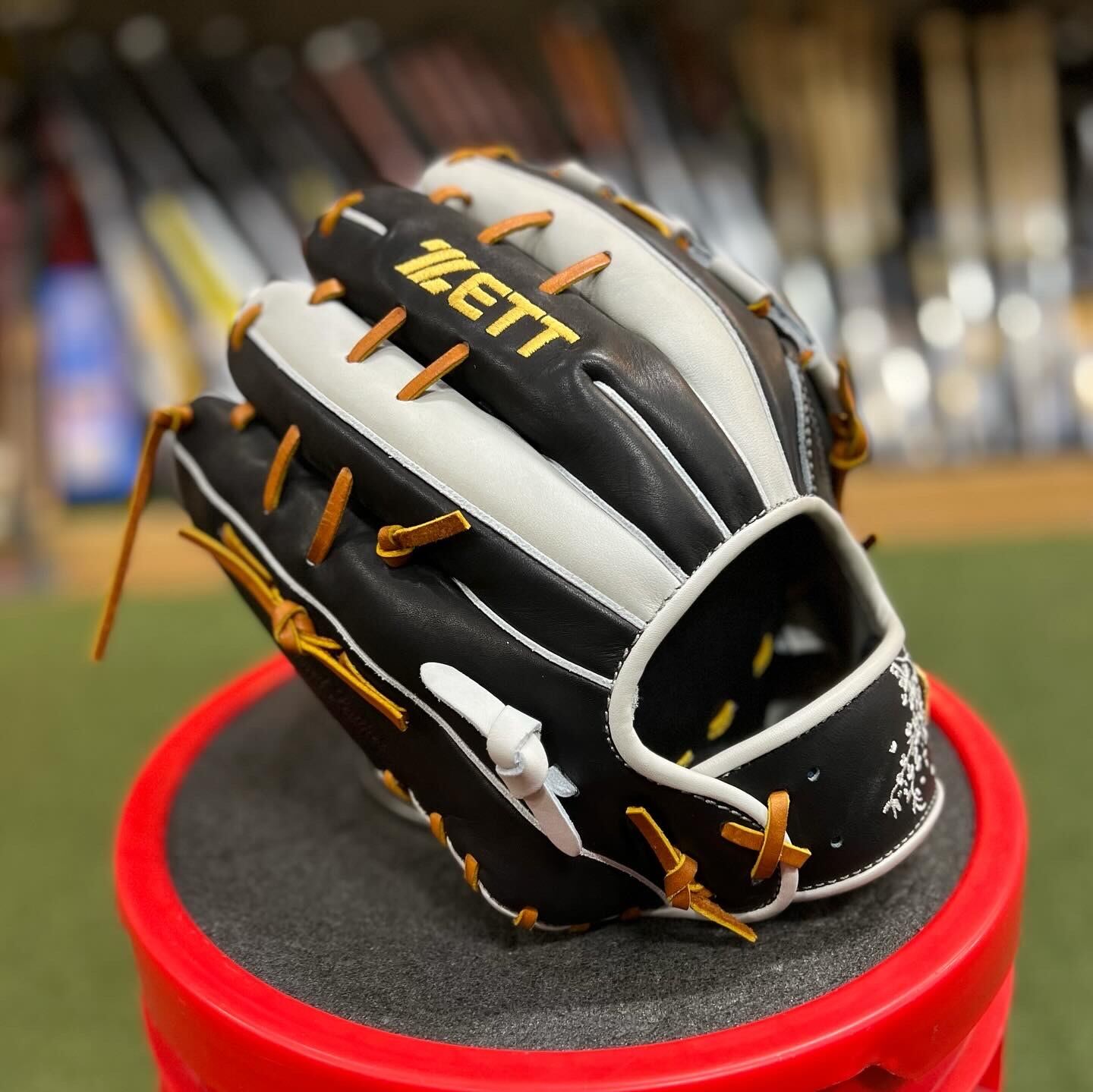 ZETT 軟式源田モデル 限定 ゼット プロステイタス 母の日 限定 軟式用