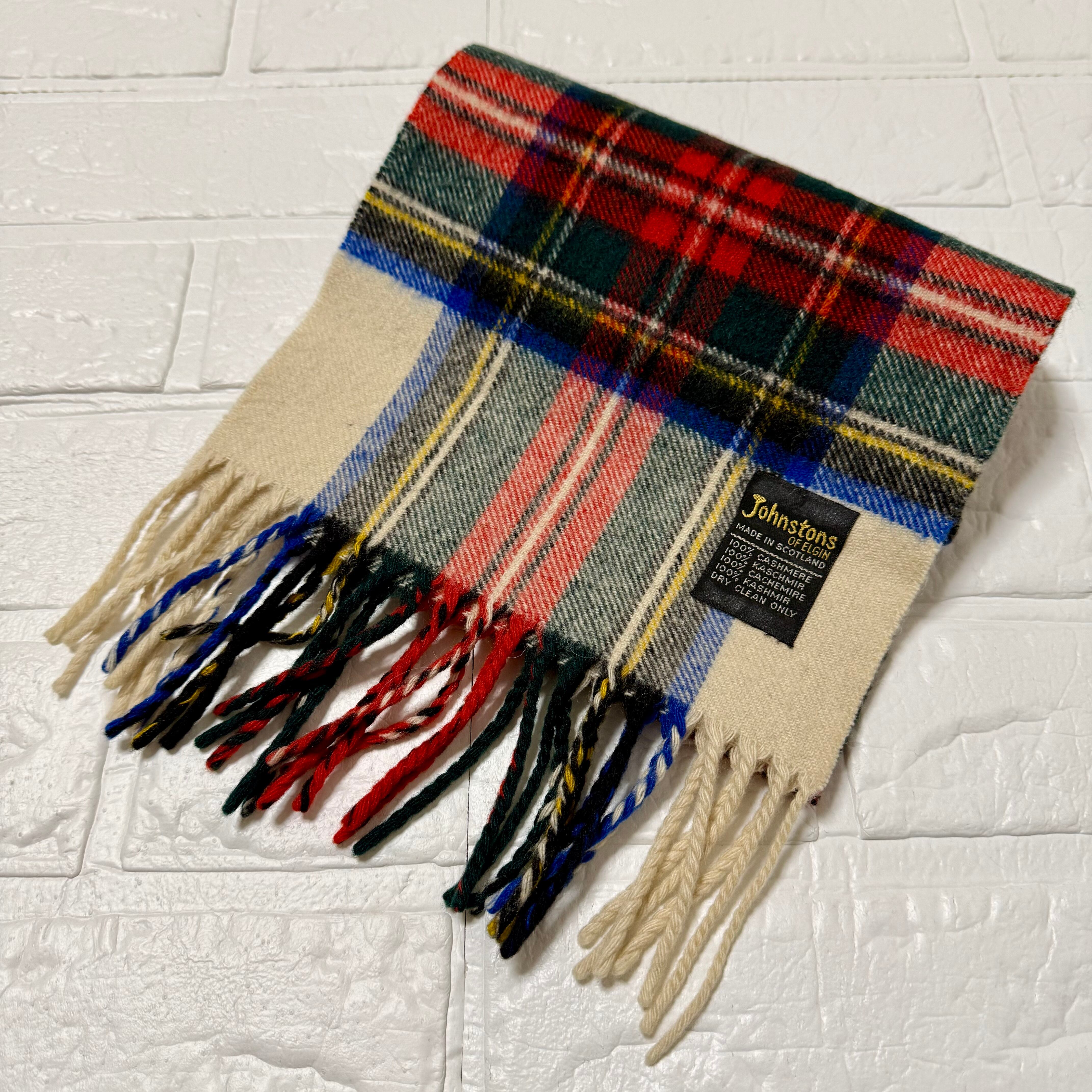 Johnstons of Elgin ドレススチュワート カシミヤ マフラー (オフ