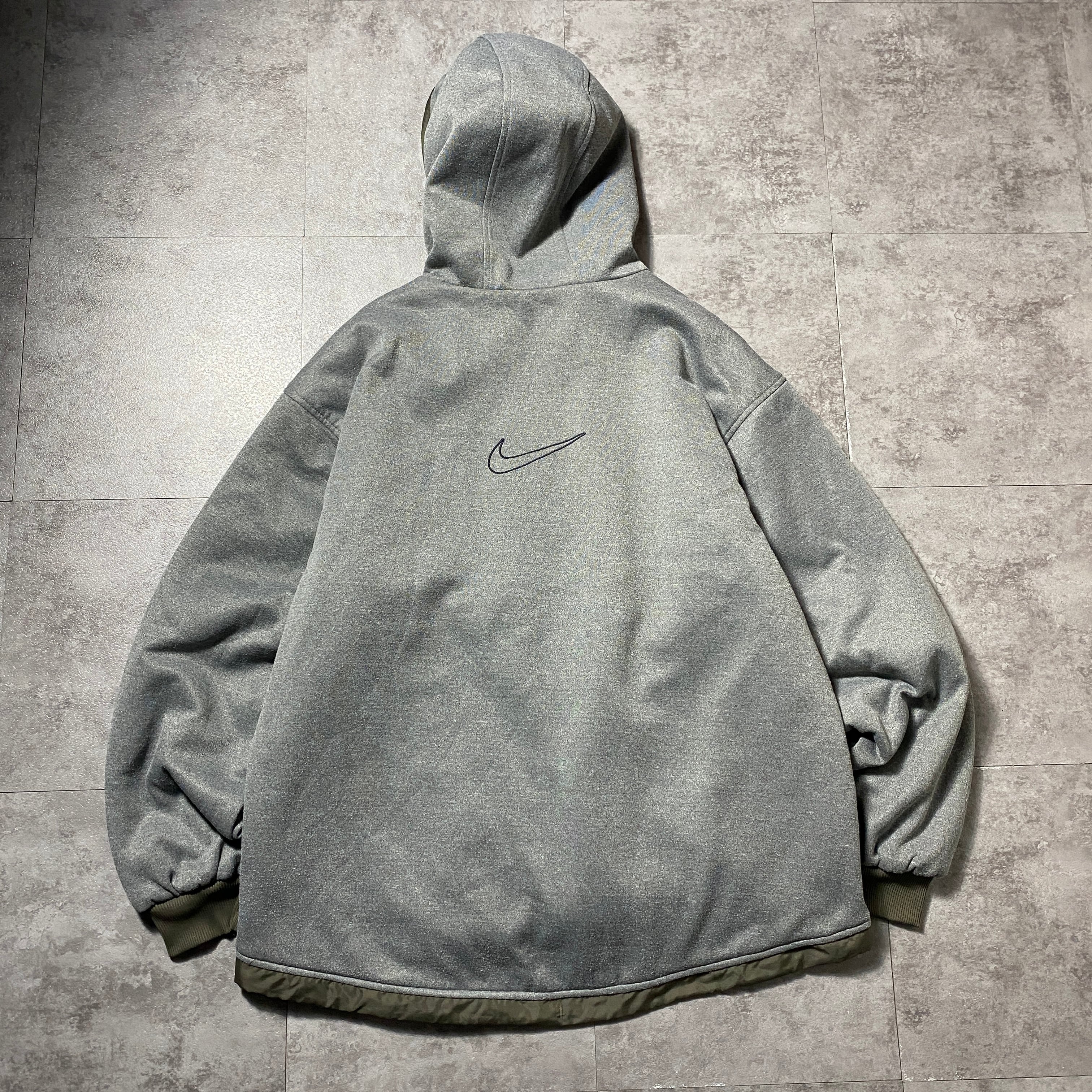 90's NIKE ナイキ 銀タグ スウォッシュ 刺繍ワンポイント バックロゴ