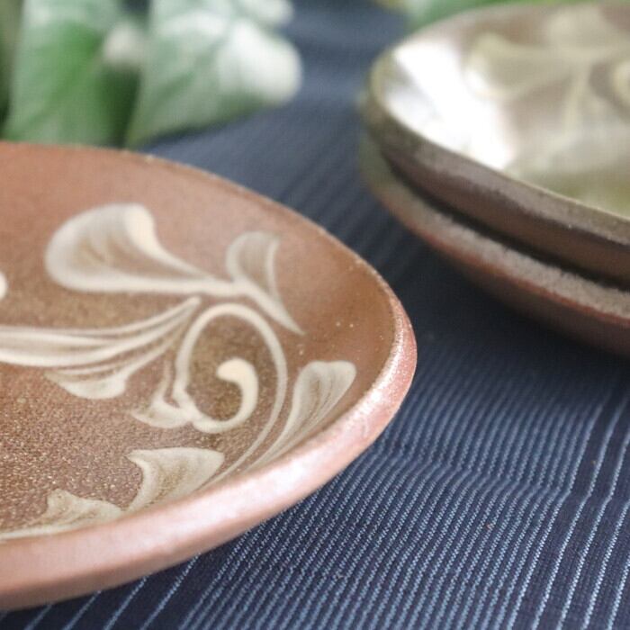 やちむん 陶眞窯 5寸プレート いっちん Yachimun Plate 15cm Itchin