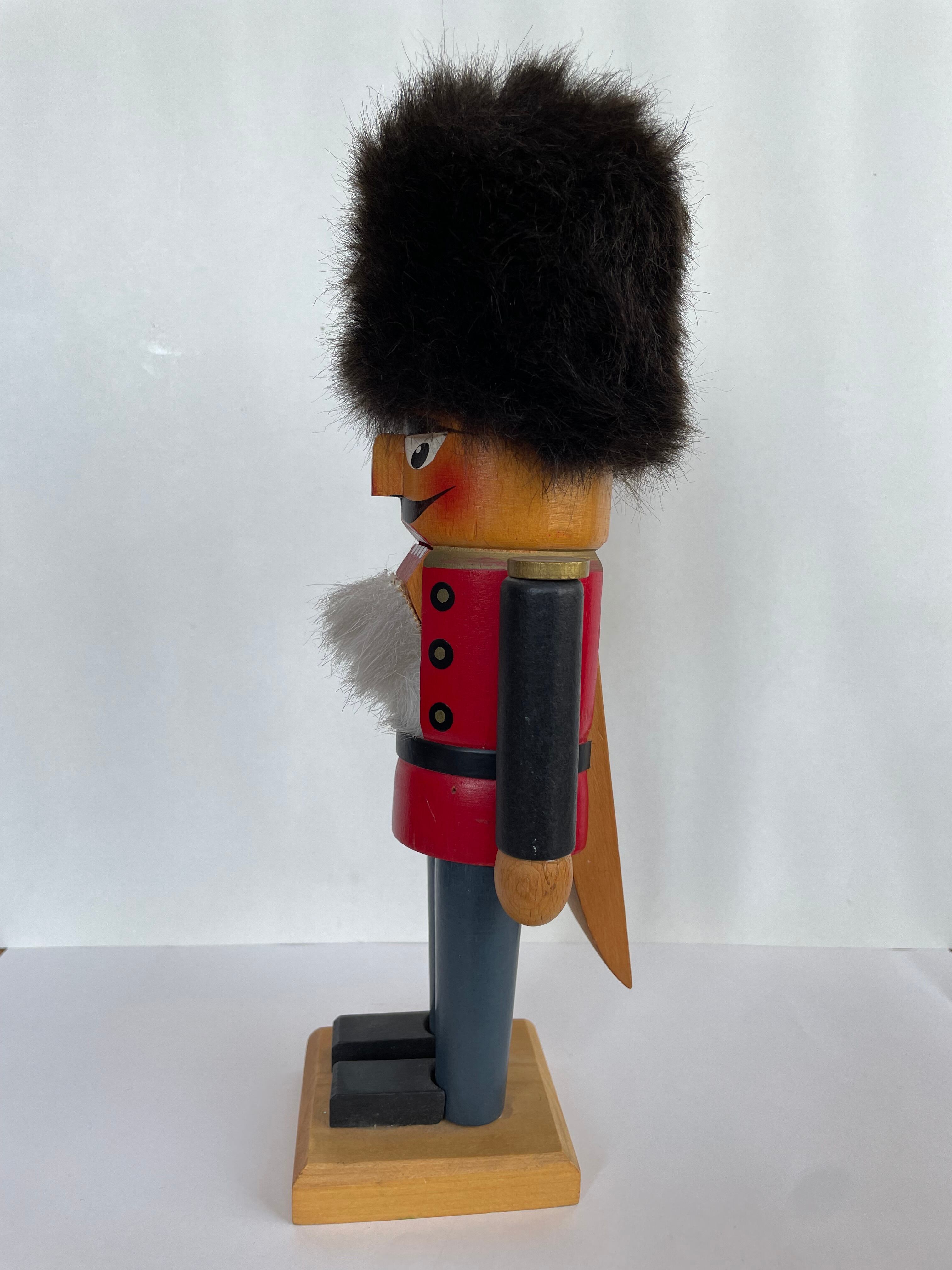 【レア物】STEINBACH ドイツ製 くるみ割り人形 高さ38cm レア物】STEINBACH ドイツ製 くるみ割り人形 高さ38cm - メルカリ