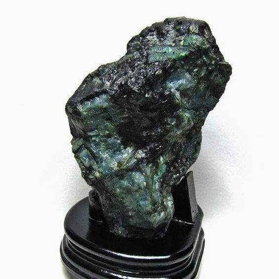 2.5Kg エメラルド 原石 台座付属 一点物 191-586