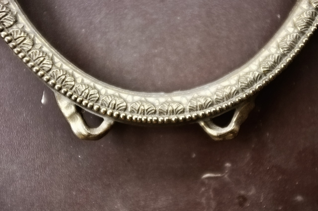 フランス 29c 金のリボンと金の葉とオーバルの額縁 ルイ１６世様式 アンティーク