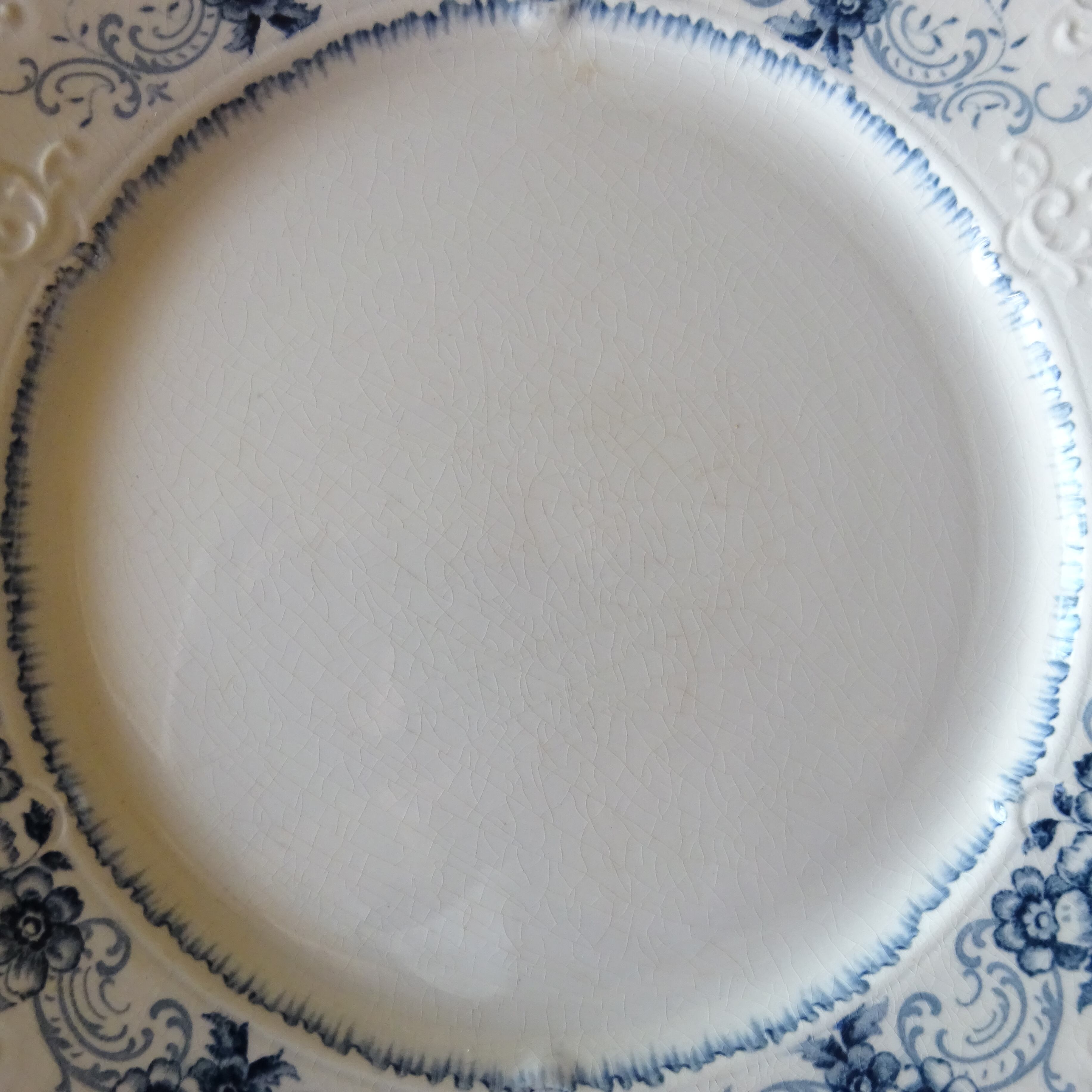 【 Nouveauté 】☆U & C SARREGUEMINES modèle《AÏDA》assiette plate (D)
