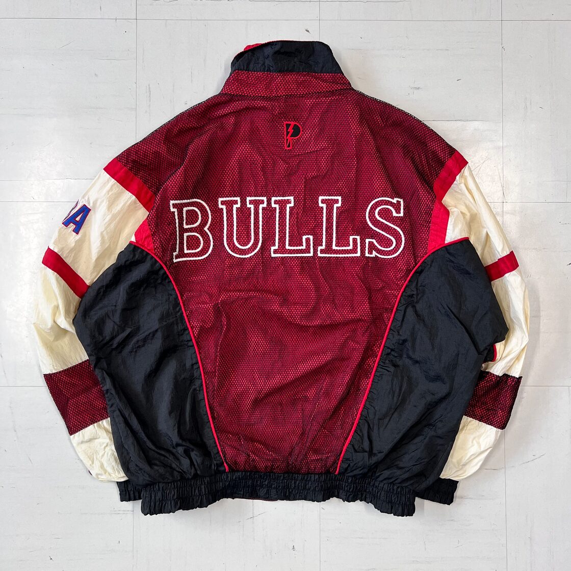 PRO PLAYER Chicago Bulls nylon jacket ナイロンジャケット NBA 