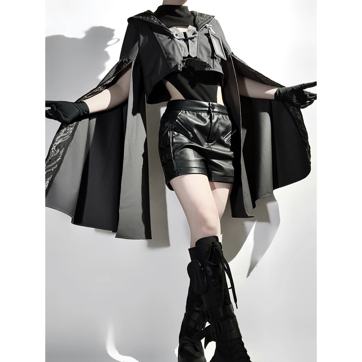 漆黒の影法師ゴシックショートパンツセットアップ | Maiden's Rêve