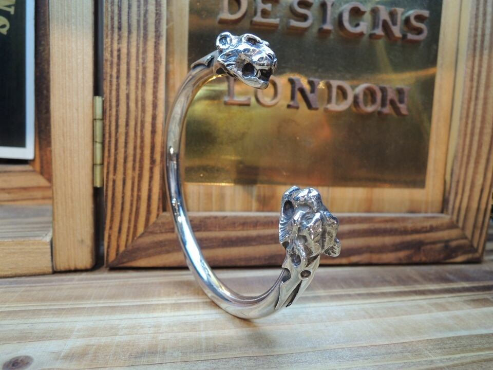 CRAZY PIG TIGER'S HEAD BANGLE 498 クレイジーピッグ CRAZY PIG TIGER'S HEAD BANGLE 498 クレイジーピッグ
