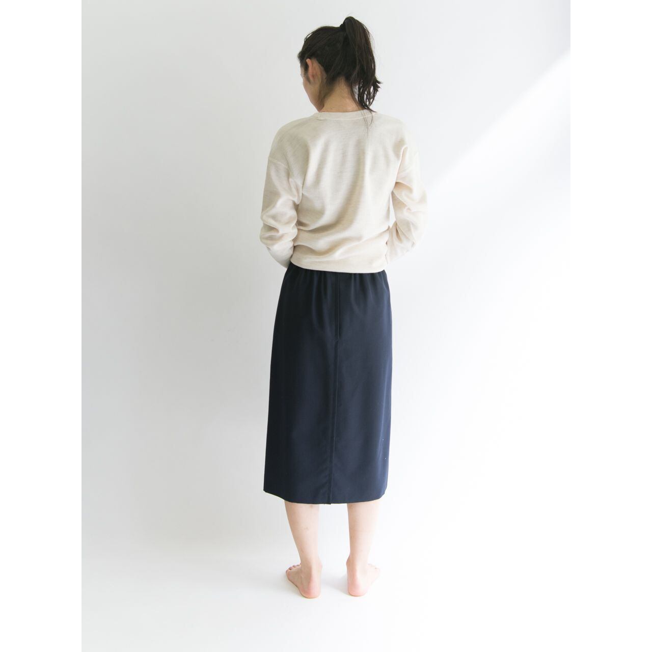 Midi length front pleat skirt（ミディ丈フロントプリーツスカート）2c