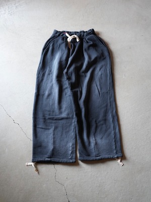 MOOJI MOOJI 【 MOOJI SWEATS 04 】