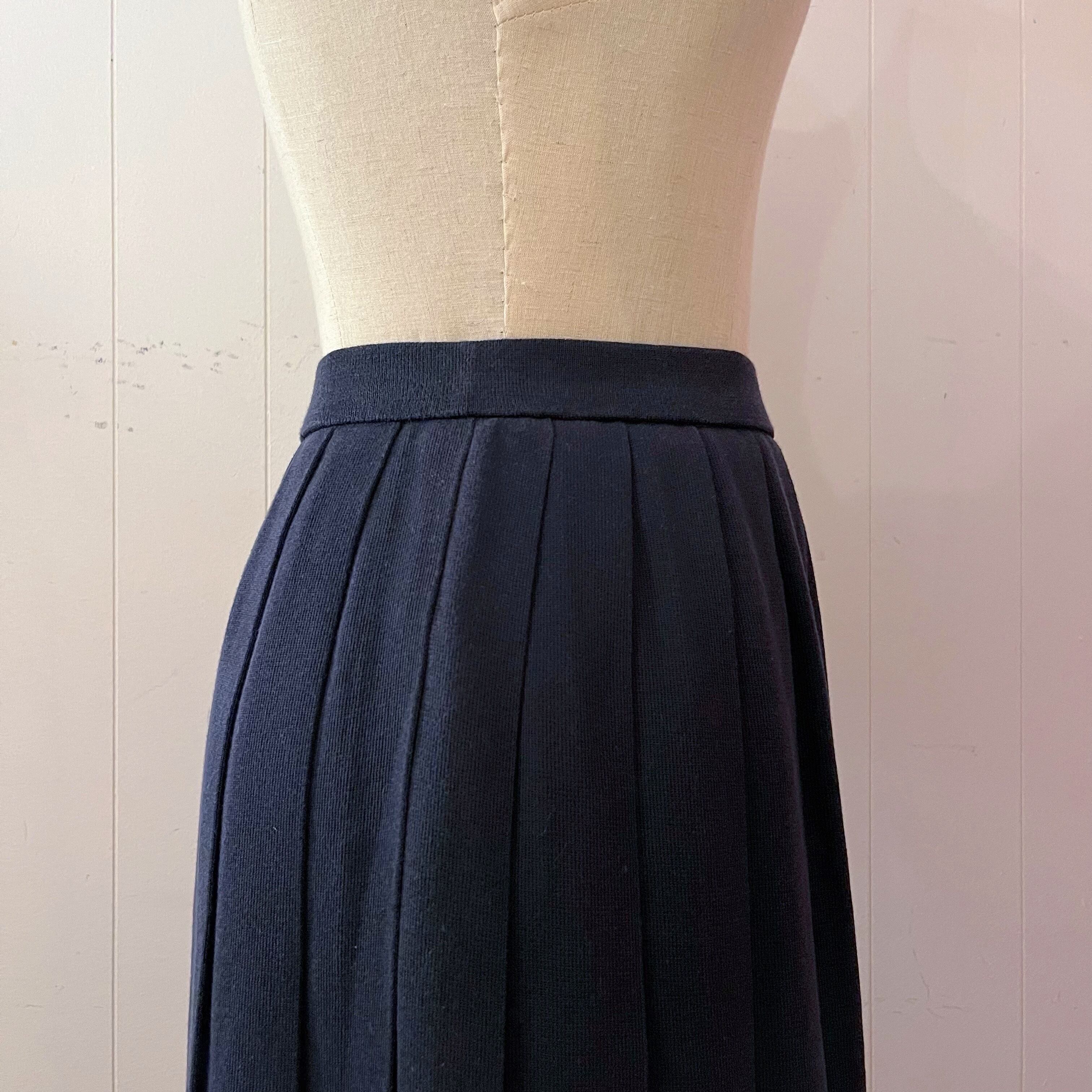 navy knit pleats mini skirt