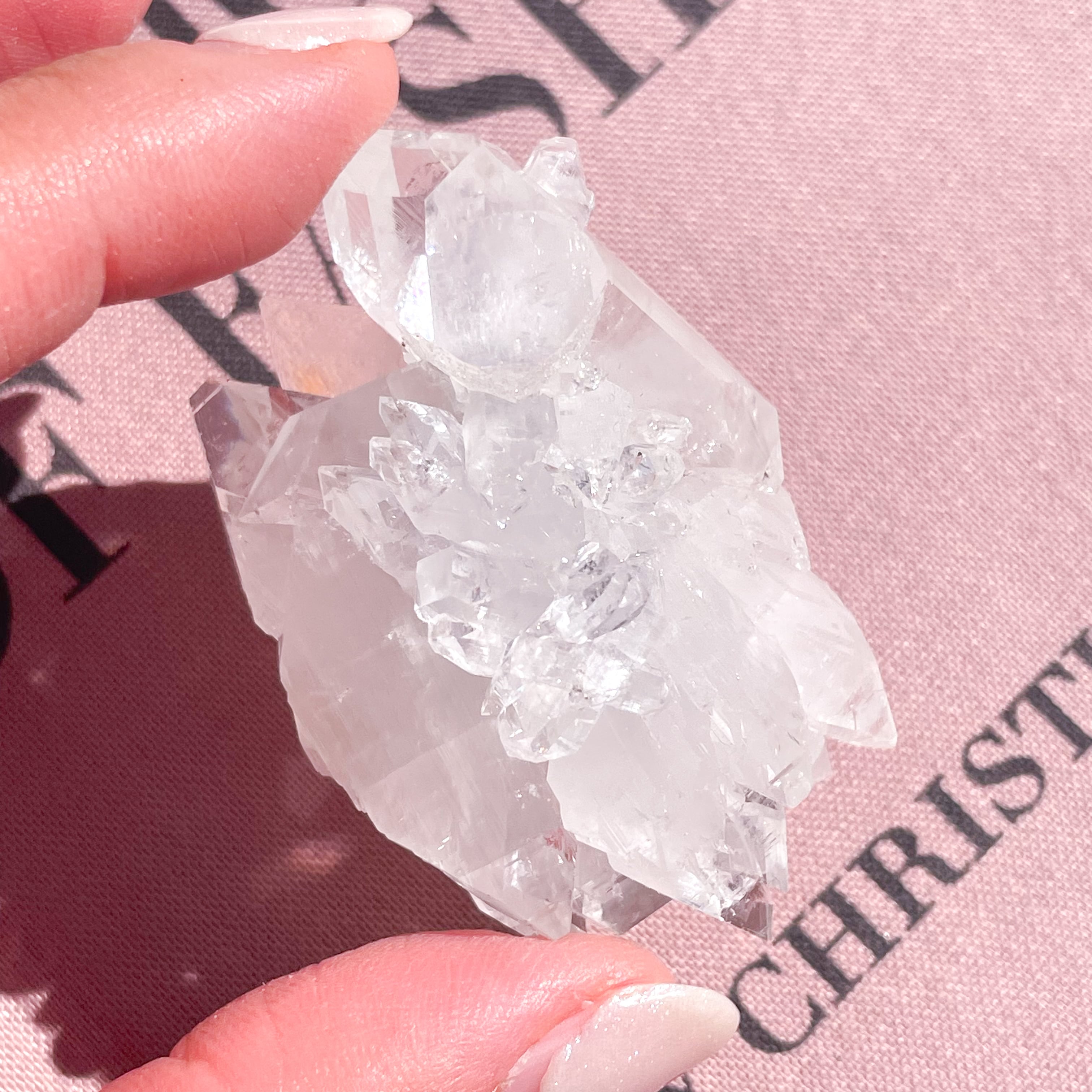 Apophyllite Cluster ✧ アポフィライト 13