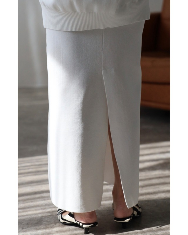 ダンボールニットスカート