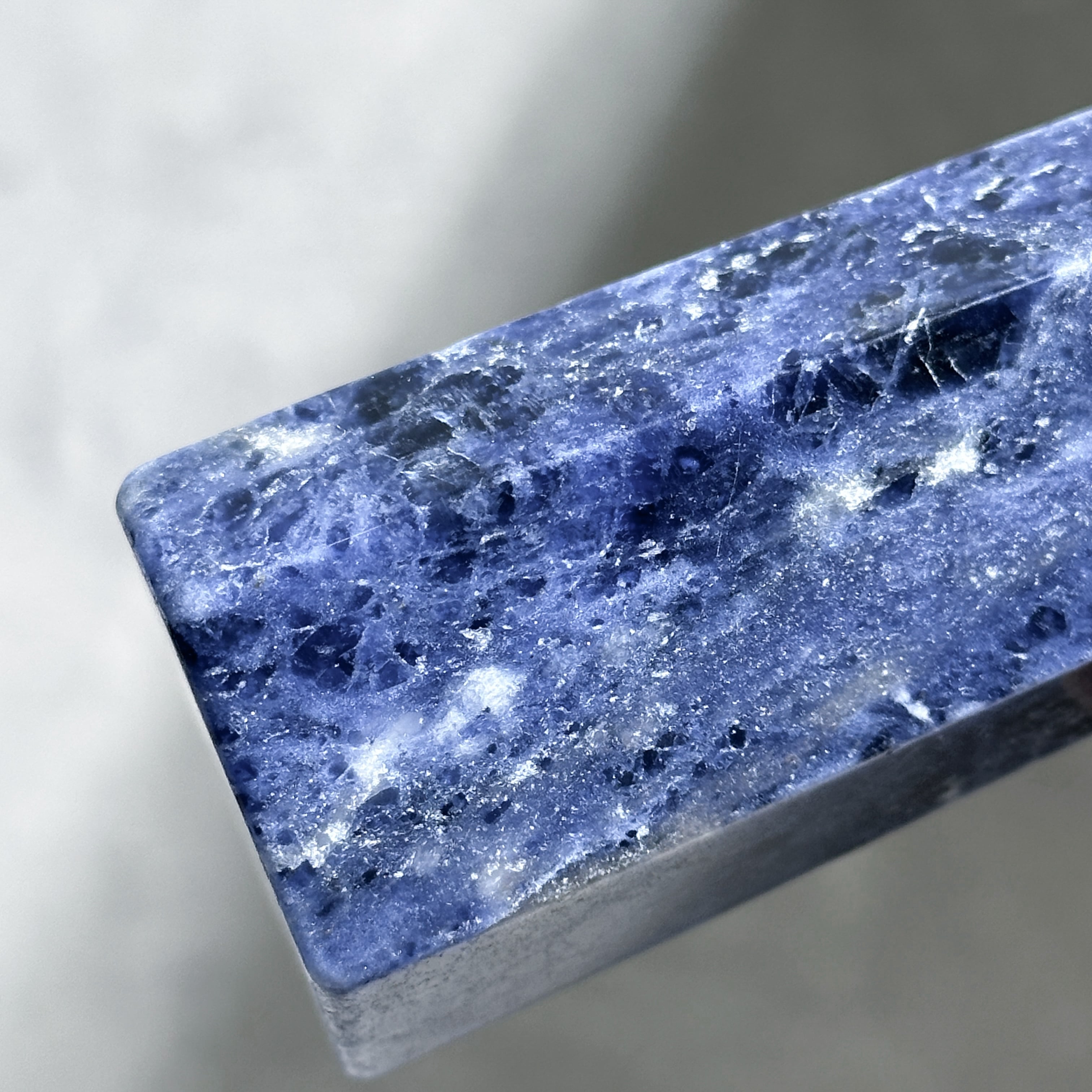 インペリアルソーダライト タワー型54◇ Imperial sodalite