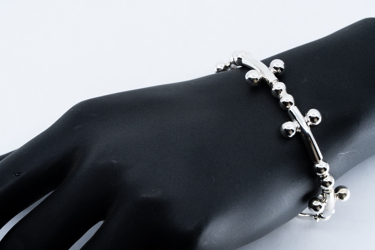 BN-114 BP Cross Junction bangle
