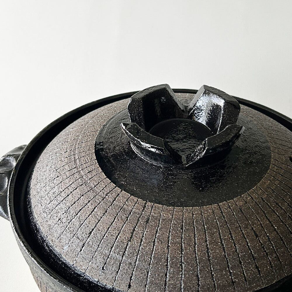 土鍋 9号 4〜5人用 直火専用 黒十草 萬古焼 | みのさらら