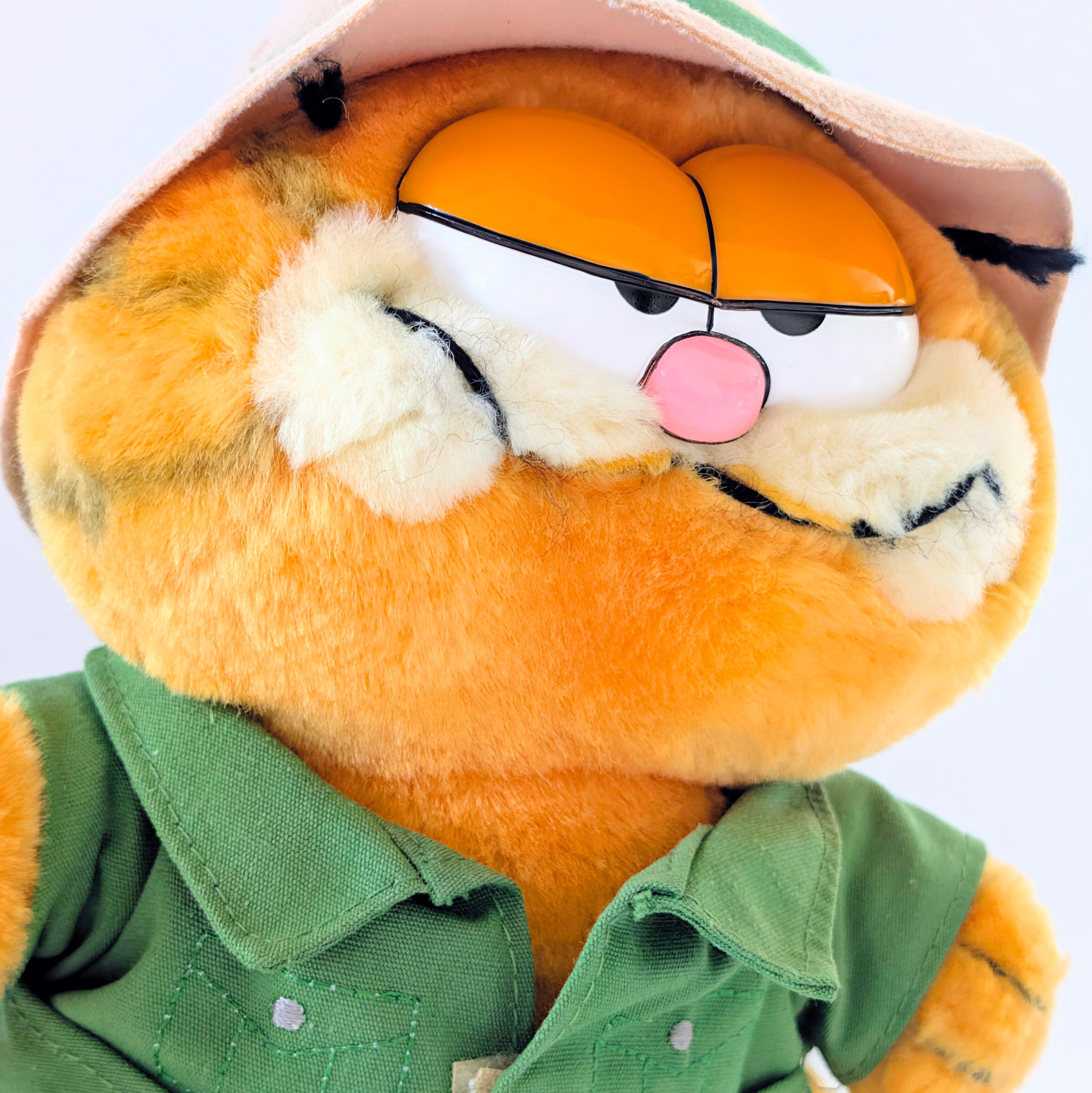 ☆ VINTAGE 1980年代初期 ☆【 Garfield ( ガーフィールド ) 】『 Safari Garfield サファリガーフィールド 』探検ガーフィールド / ぬいぐるみ / プラッシュ / plush / 1980年代年製 〚アメリカン雑貨 アメトイ〛