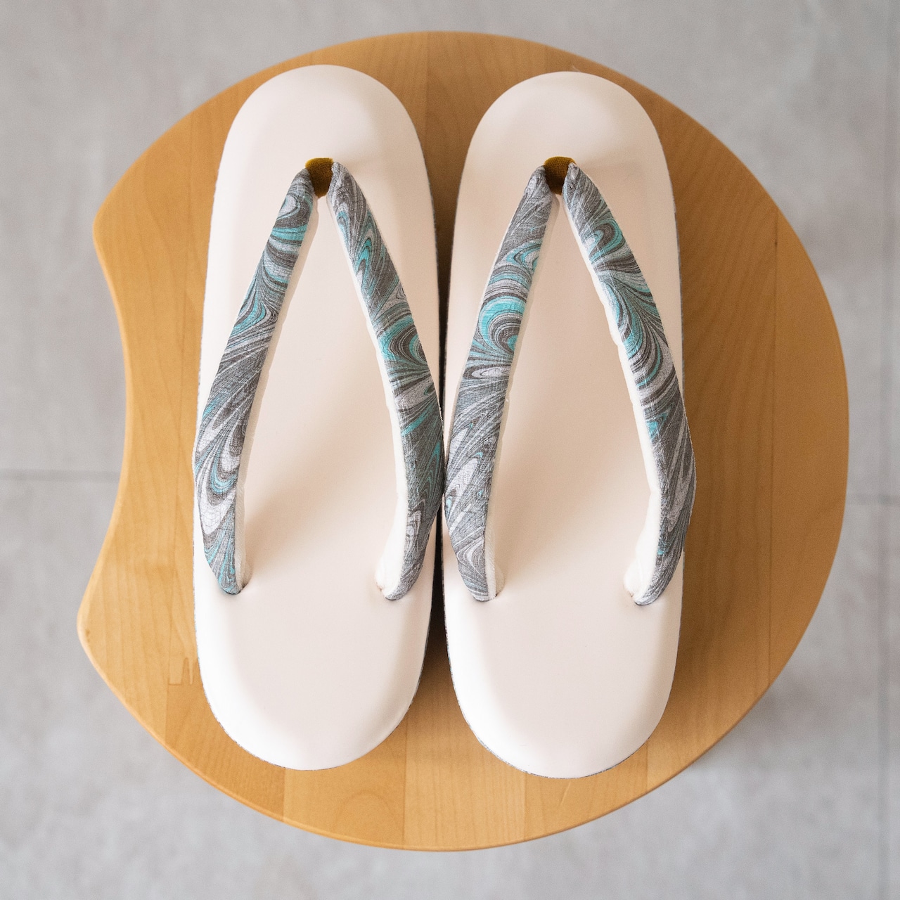 suminagashi 草履　L「兎のおなか」