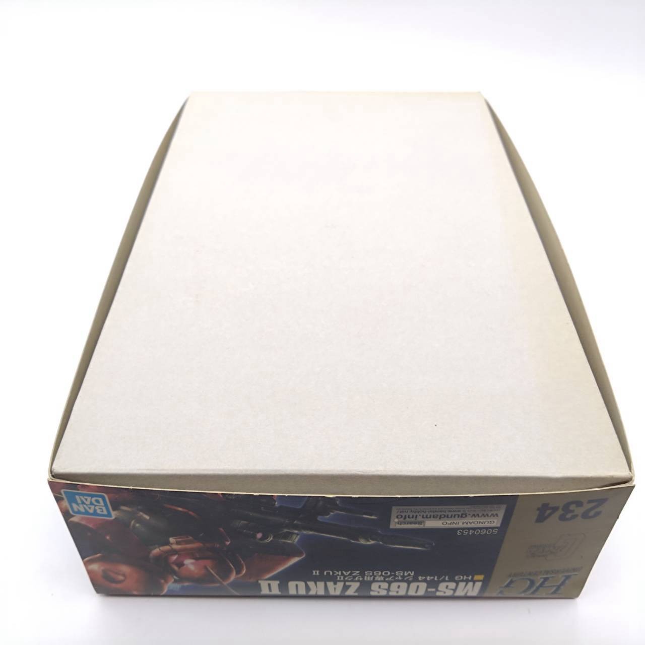 HG 1/144 シャア専用ザク REVIVE