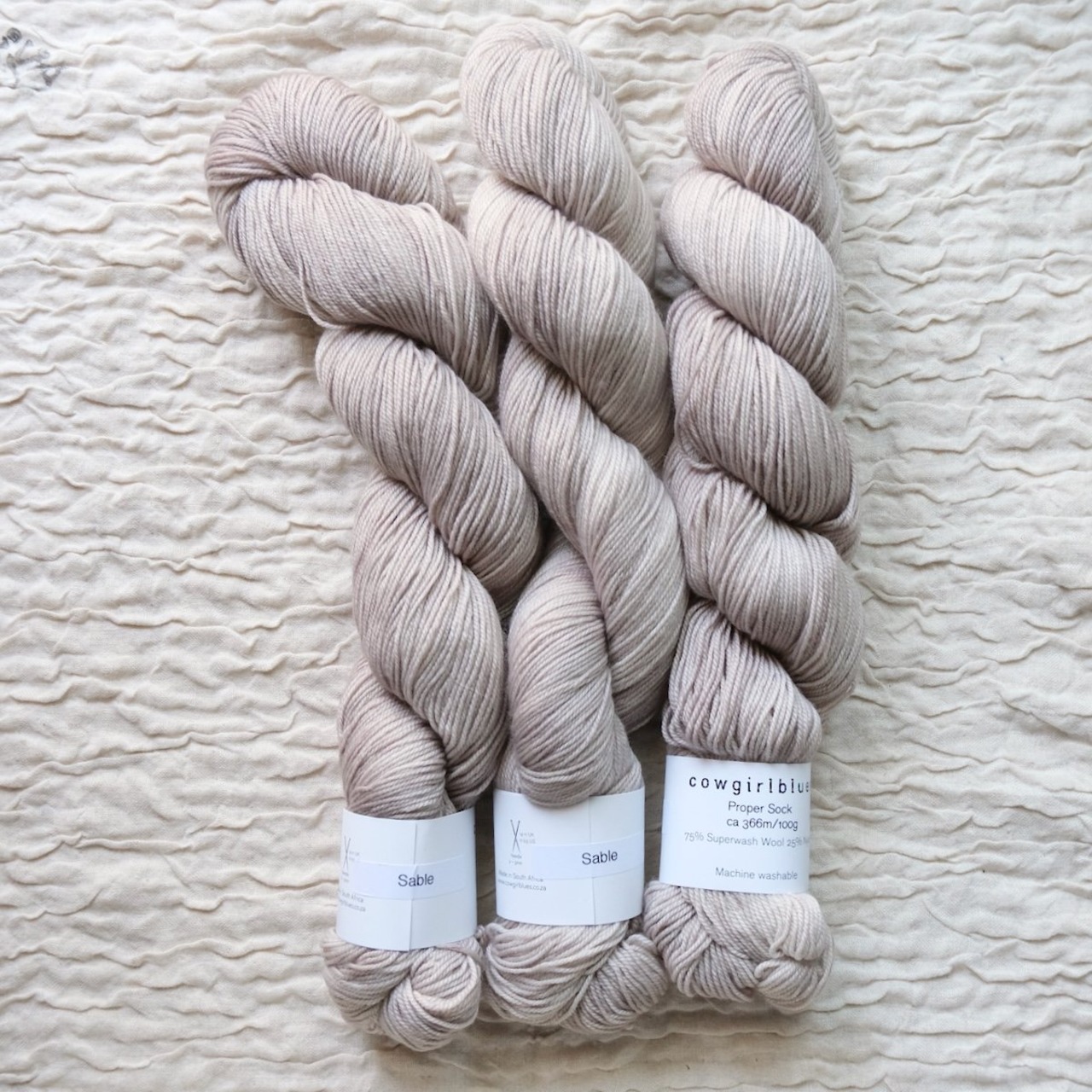 cowgirlblues[Proper Sock] semi-solid ソックヤーン100gかせ