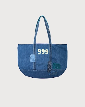 [999HUMANITY][X MISU A BARBE] AV BIG PATCHED DENIM BAG (MEDIUM BLUE) 正規品  韓国 ブランド 韓国ファッション 韓国代行 999 ヒューマニティ HUMANITY 日本 店舗