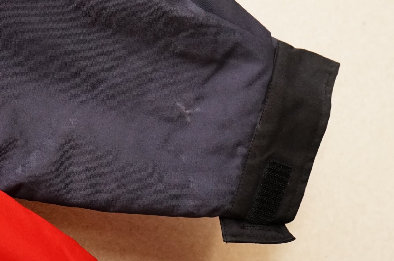 【フォーミュラ☆シェル】昭和シェル石油 スタッフジャンパー ジャケット 防寒 防風 静電防止 昭和シェル石油・Ｓｈｅｌｌ 薄手・ブルゾン・ジャンパー Ｍサイズ