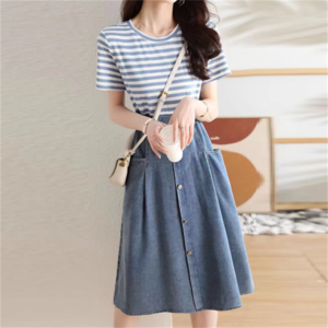 【送料無料】 ワンピース ロングワンピ ロング ひざ丈 半袖 Uネック Aライン フレア 異素材切り替え ドッキング 薄手生地 可愛い 大人可愛い きれいめ シンプル カジュアル コンサバ 華やか 大人 上品 おしゃれ お洒落 主役級 こなれ感 ボーダー しましま 夏 デニム Tシャツ レディース 女性用 ママ 20代 30代 40代 デート お出かけ 女子会 お呼ばれ 休日 お茶会 授業参観 着回し 普段使い ファッション コーデ スタイル 楽ちん 体型カバー 定番 着痩せ