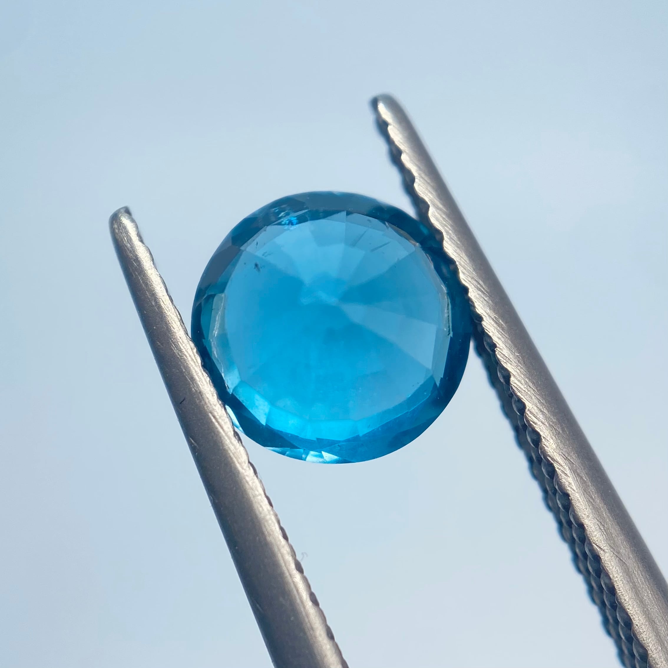 オーシャンブルーのカイヤナイト