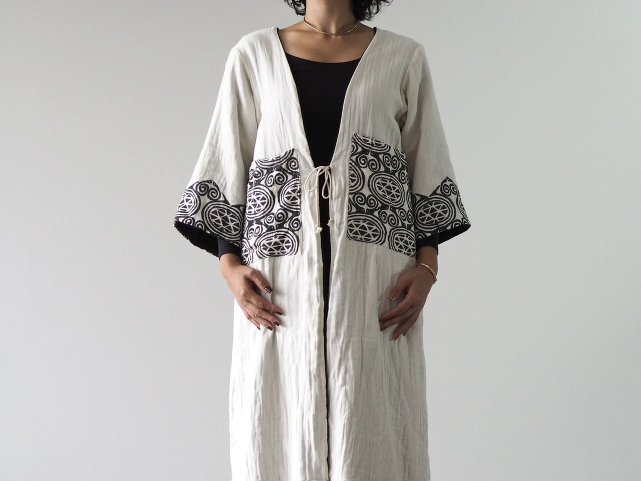 リバーシブル/モノトーン/5重ガーゼ。ロング丈羽織り《ブロックプリント》