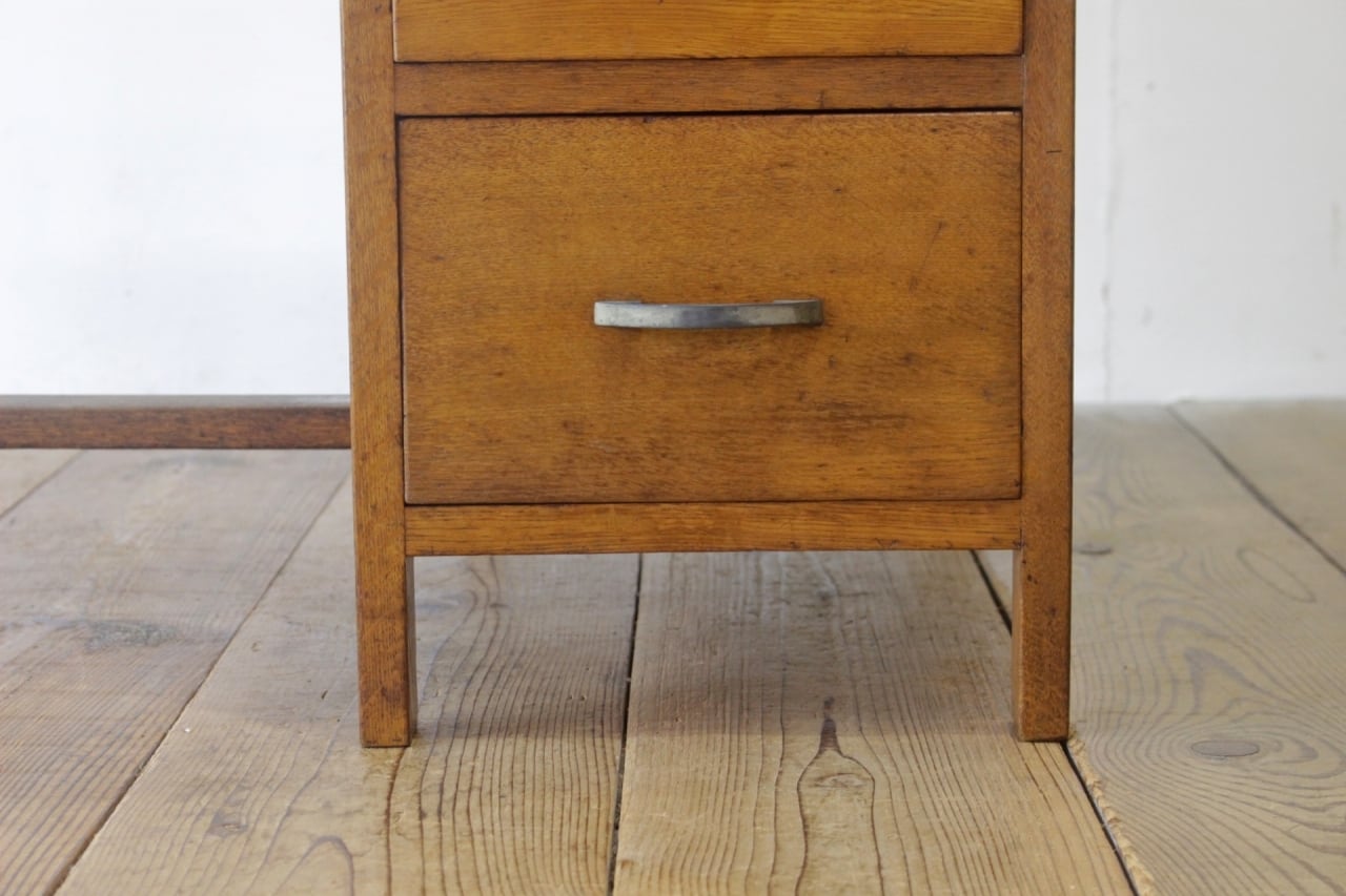 レトロ 片袖デスク 机 書斎 作業台 引き出し 抽斗 6杯 収納 木製 古道具