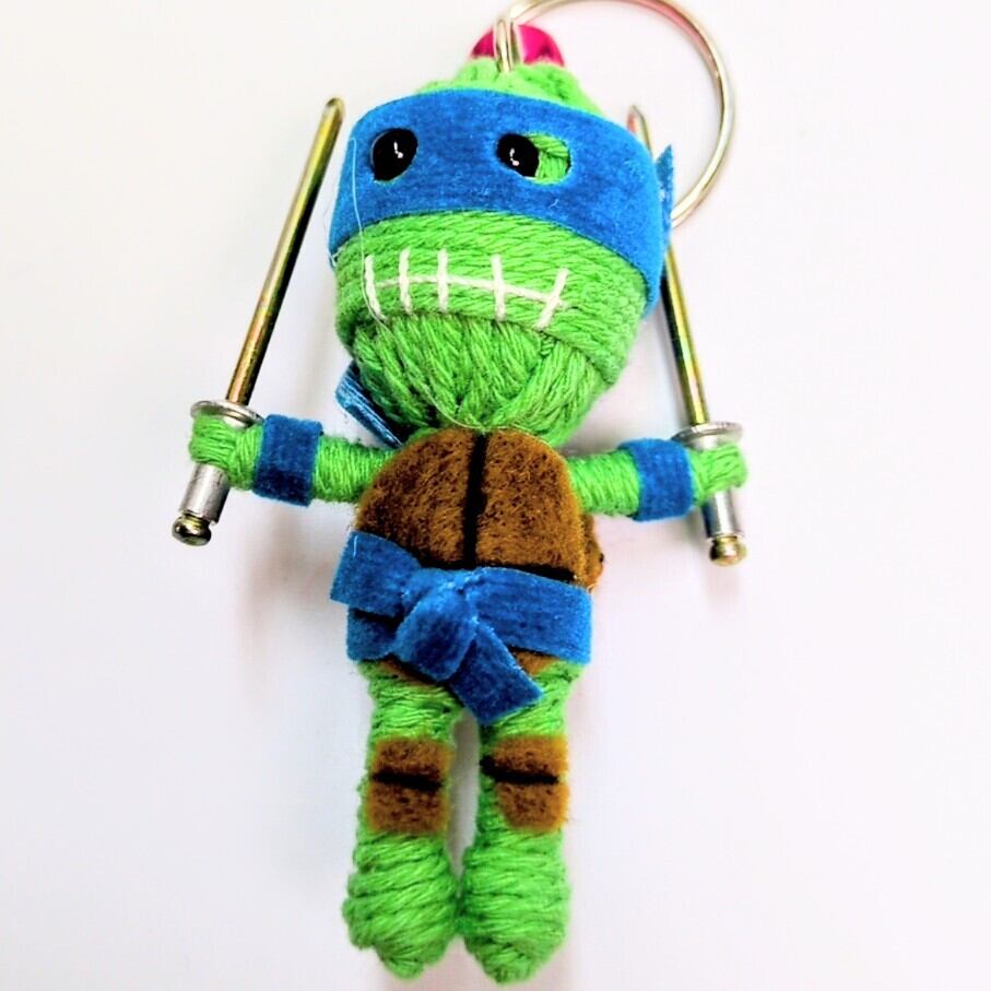 【 Teenage Mutant Ninja Turtles ( ティーンエイジ ミュータント ニンジャ タートルズ ) 青 レオナルド 】 Voodoo doll KeyHolder / ブードゥー人形 / 身代わり人形 /お守り人形  〚アメリカン雑貨 アメトイ〛