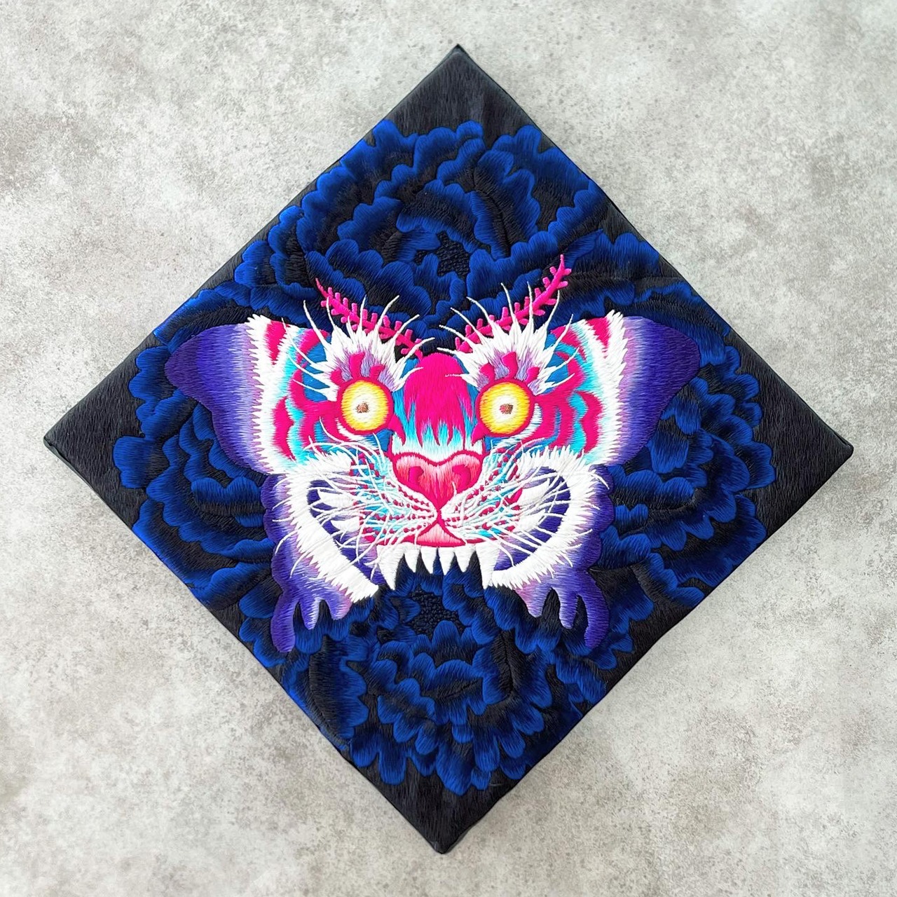 SHISHUMANIAカラー蛾虎ステッカー