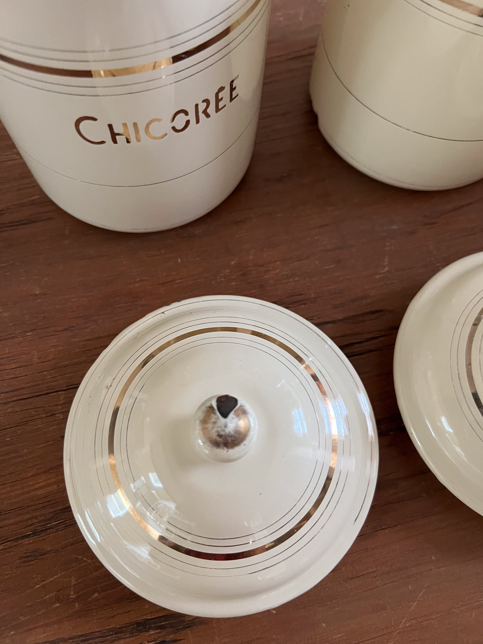 クリーム色のキャニスター(B) chicoree フレンチアンティーク ヴィンテージ