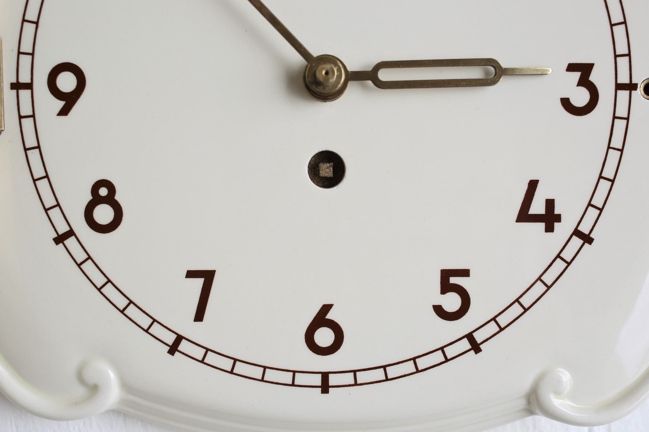 すごく古い時計 68eb5ba8f0bd34c1d25a65c899ed89