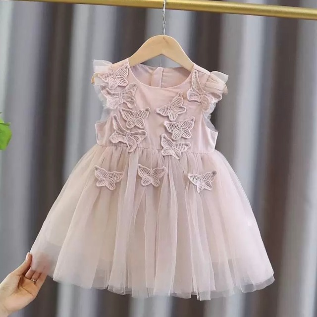 子供服 80〜130 チュールドレス フリル ノースリーブ 蝶 ショートスリーブ ワンピース 送料無料 チュール フレア バタフライ チュールワンピース 刺繍 子供 キッズコーデ キッズファッション キッズドレス キッズ 可愛い きれいめ エレガント 春 夏 ガーリー お出かけ 外出 きれいめカジュアル 着回し ファッション デート コーディネート 重ね着 休日 特別な日 お祝い 記念日 普段着 春コーデ 夏コーデ おしゃれ シンプル ゆったり 韓国ファッション コーデ パーティー パーティドレス 誕生日