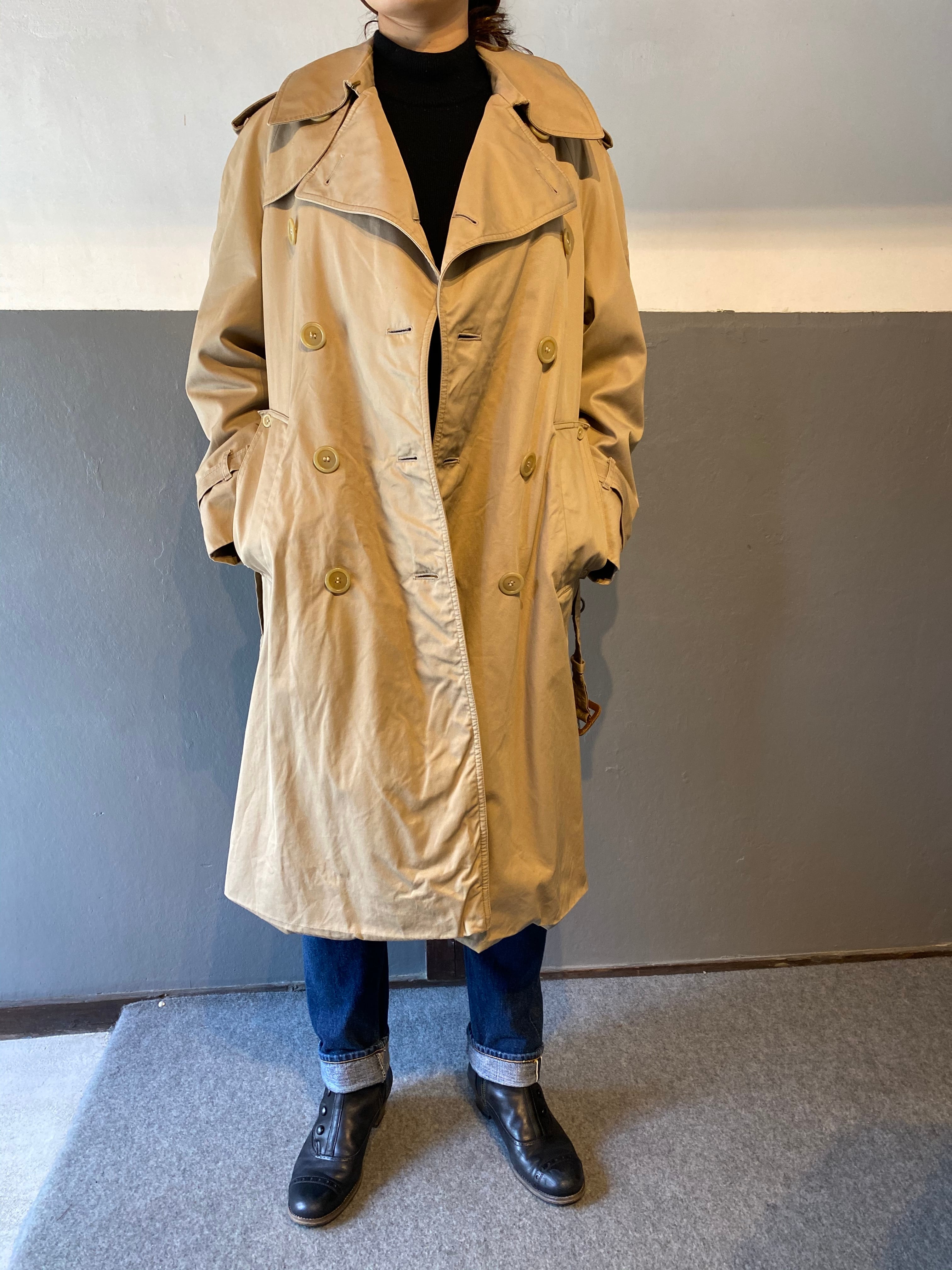 ベージュ色VINTAGE裏地チェック【アクアスキュータム】トレンチコート