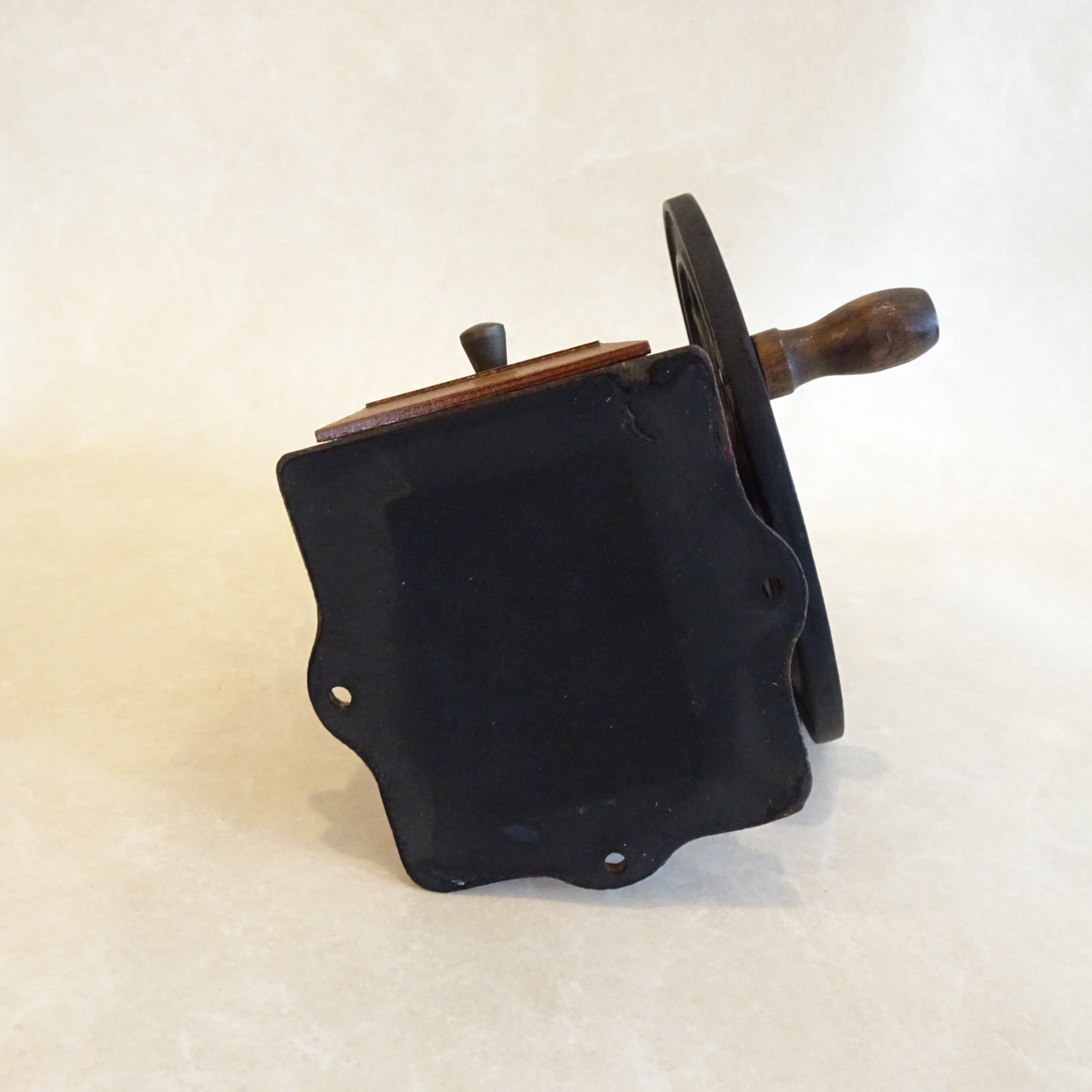 カリタ ダイヤミル（レッド） | 純喫茶家具の村田商會