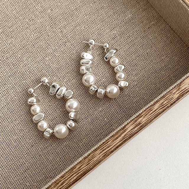 silver and pearl pierce 10951