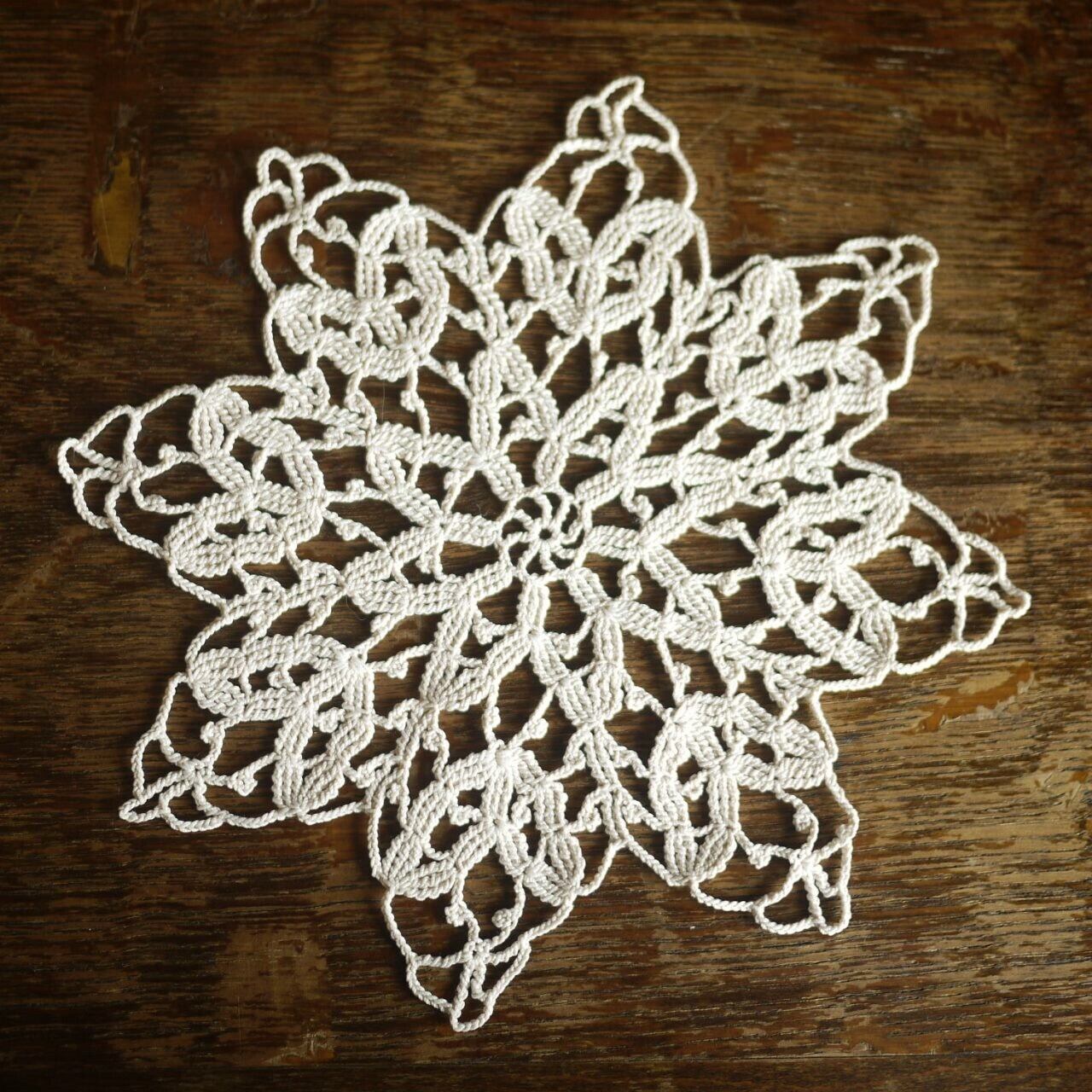 レース編みドイリー オフホワイト ドイツ