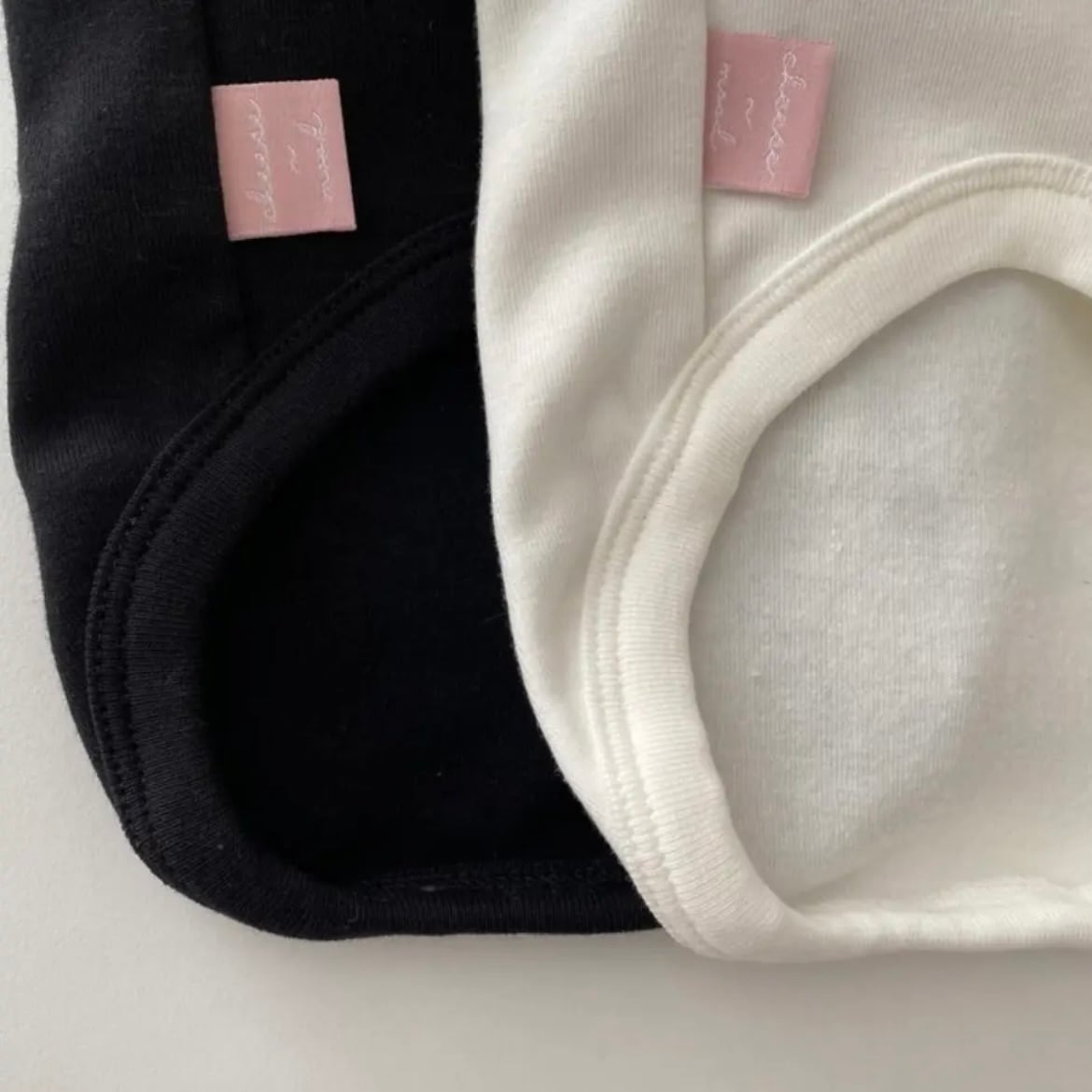 【cheese n mood】Logo turtleneck