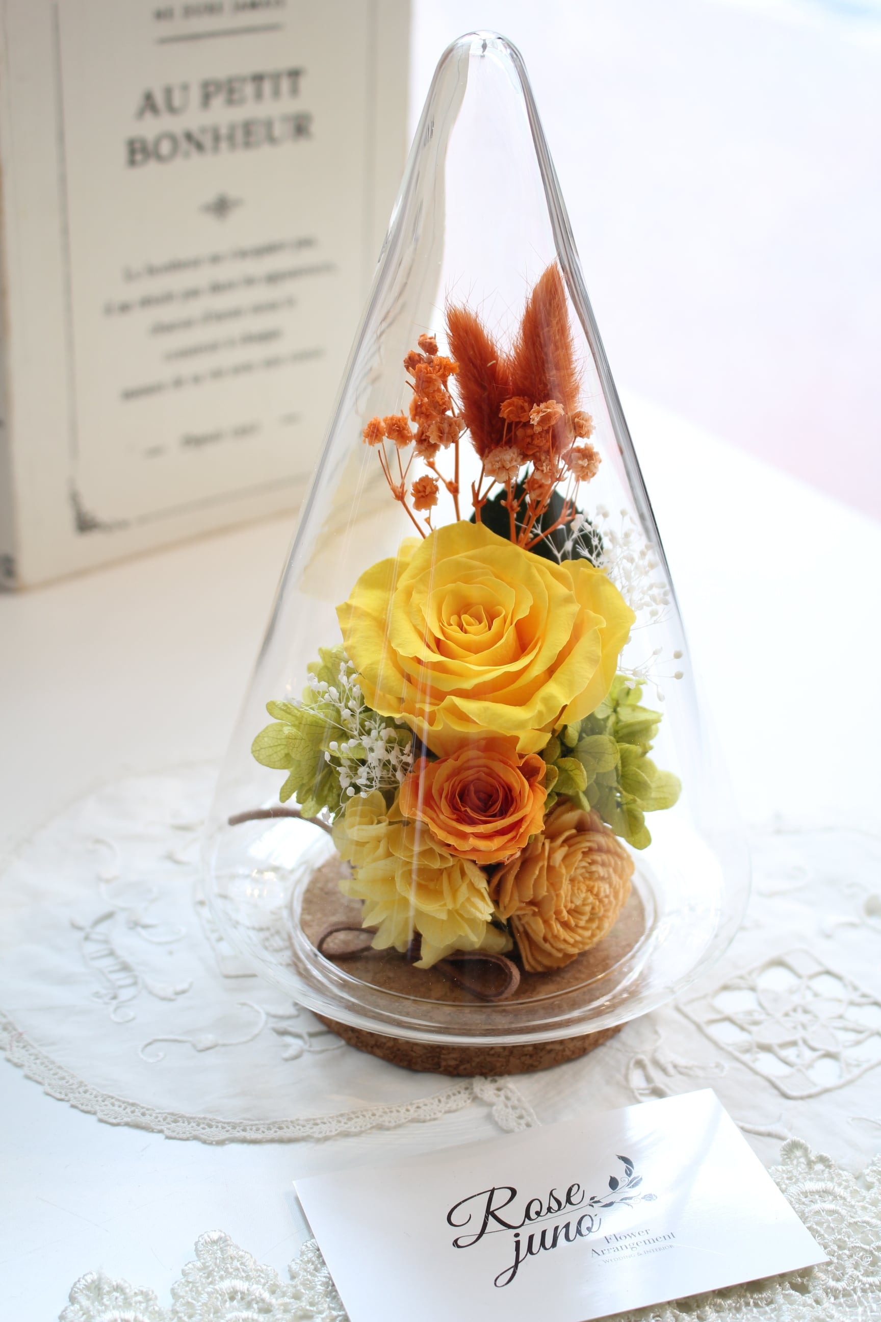 プリザーブドフラワー＊ ガラスドーム 輪菊 デンファレ 蓮入＊ 仏花 お彼岸 プリザーブドフラワー＊ ガラスドーム 輪菊 デンファレ 蓮入＊ 仏花