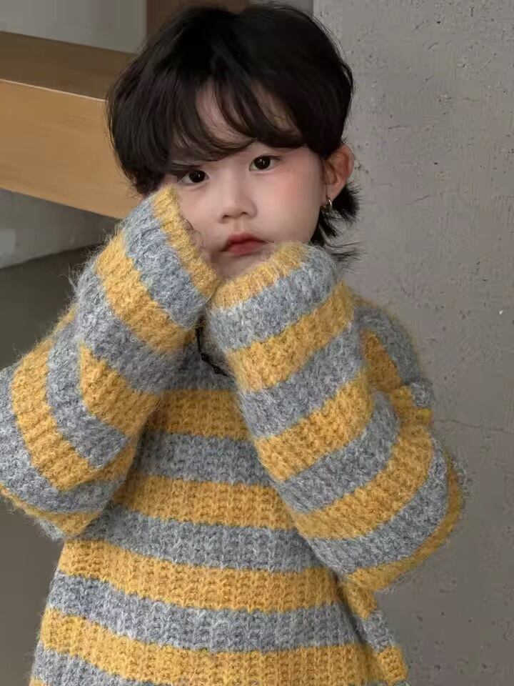 ボーダーニットトップス