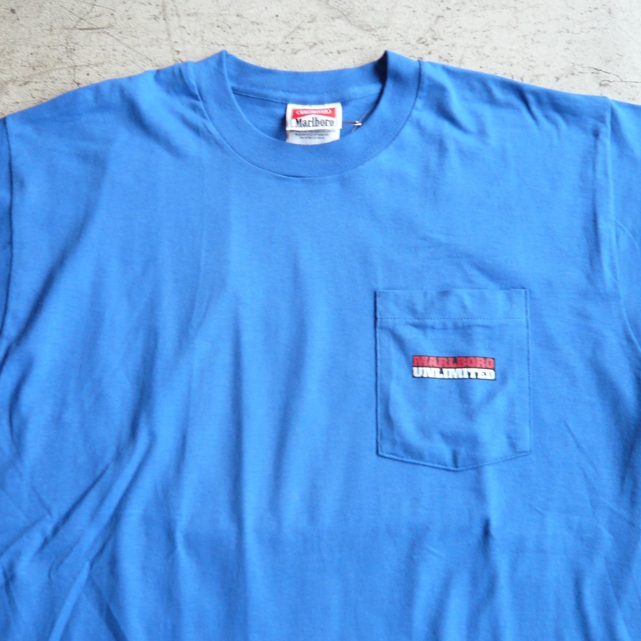 90s MARLBORO WOLF マルボロ ウルフ Tシャツ