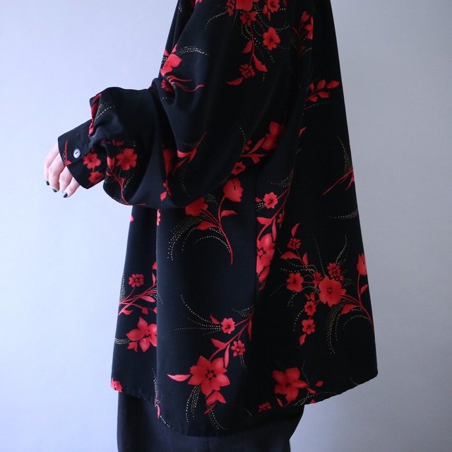 beautiful flower pattern yoke tuck design over silhouette shirt