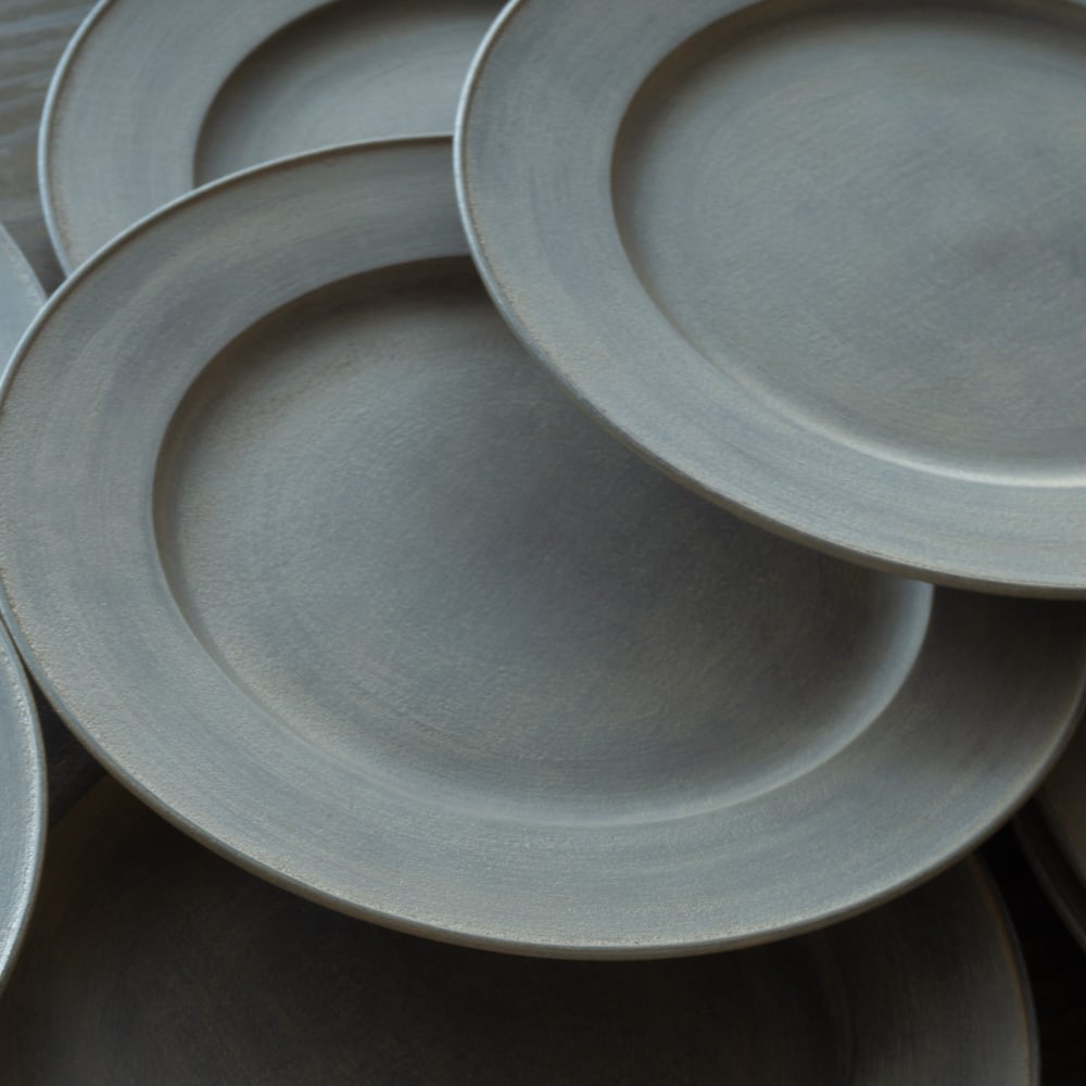 富井貴志 11 白漆リム皿 φ240 | くらしのギャラリー杜の街グレース店